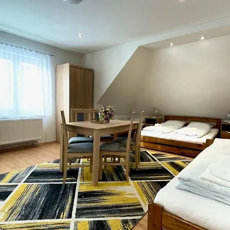 Aparthotel Athena