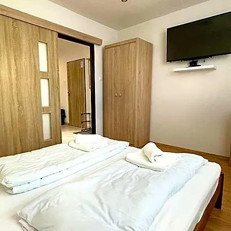 Athena Aparthotel 3*